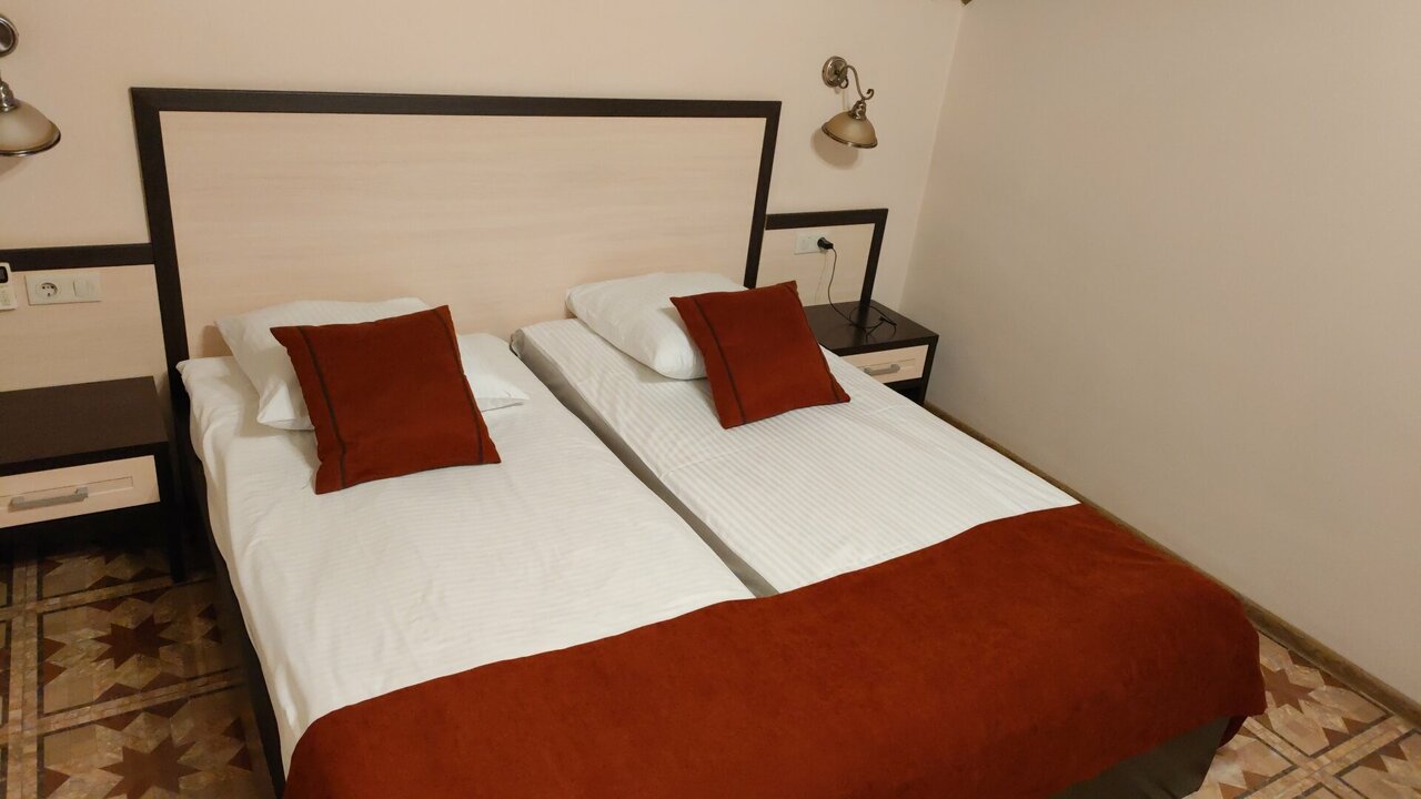 Гостиница Особняк на Карла Маркса Старица-47