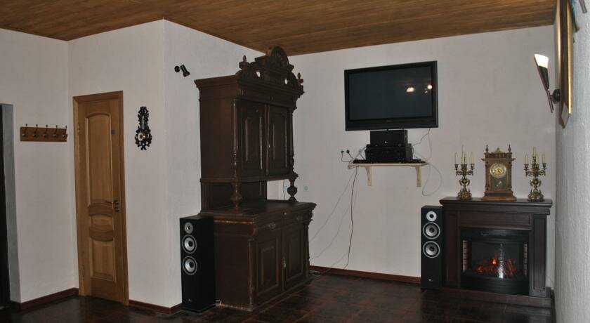 Гостиница Особняк на Карла Маркса Старица-75