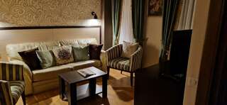 Гостиница Особняк на Карла Маркса Старица Стандартный люкс-5